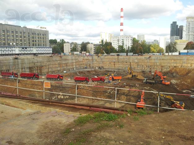 Разработка котлована с вывозом грунта