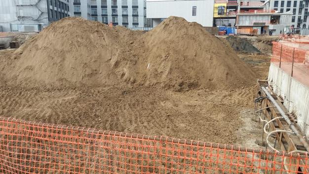 Пескогрунт хорошего качества по всей Москве и области МО с доставкой