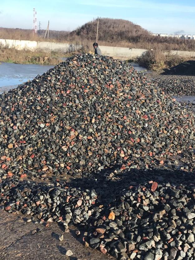 Гранитный щебень фракции 5-20 и 20-40 на самовывоз или с доставкой 2500р. за м3