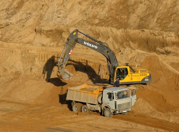 Песок карьерный в Люберцах. Чистый, без камней и глины