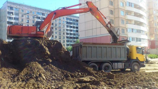 Примем грунт 2000кубов