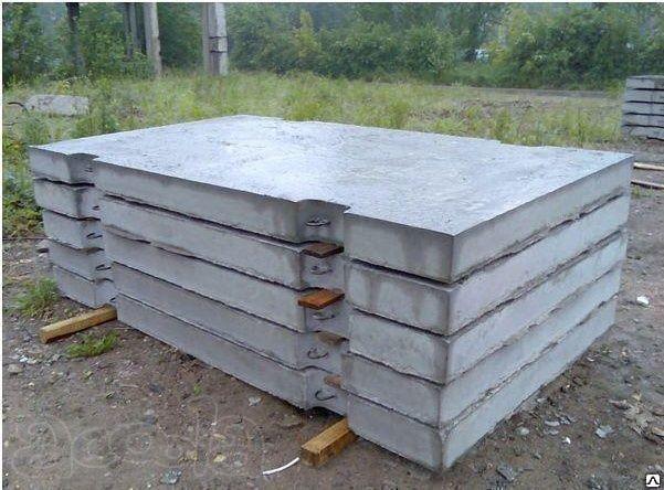 Куплю Б/У дорожную плиту 3х1,75 230 шт.