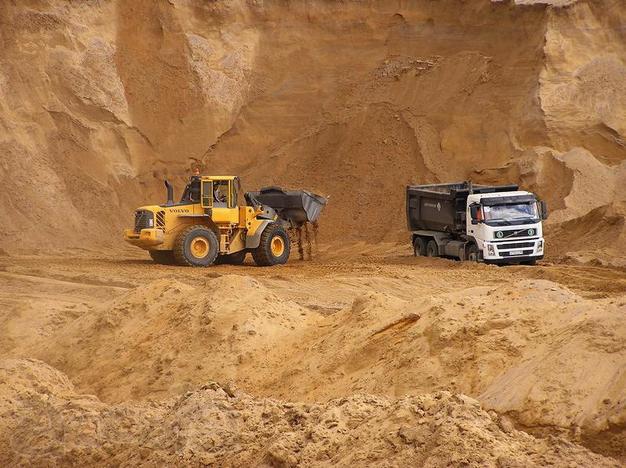 Песок карьерный