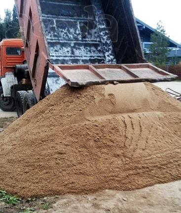 Продам песок карьерный с доставкой на ваш объект