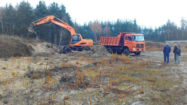 Продаем песок карьерный от 300р