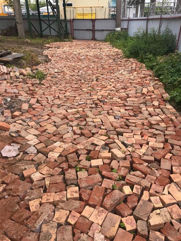 Строительство дорог из кирпичного боя