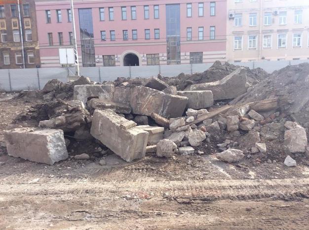 Приму бесплатно, круглосуточно бой бетона кирпича асфальтный скол
