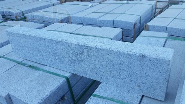 Гранитный бордюр 1000х200х80 G383 пиленый
