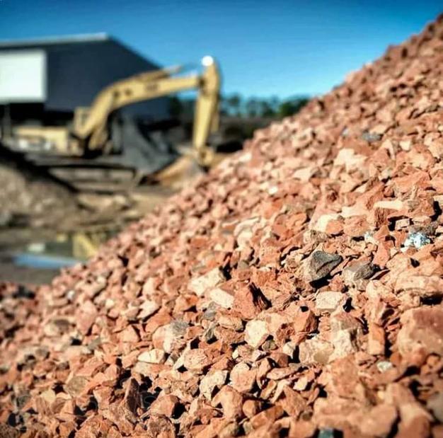 Куплю кирпичный бой 1000м3 Каширское шоссе Посёлок ям 15 км от МКАД